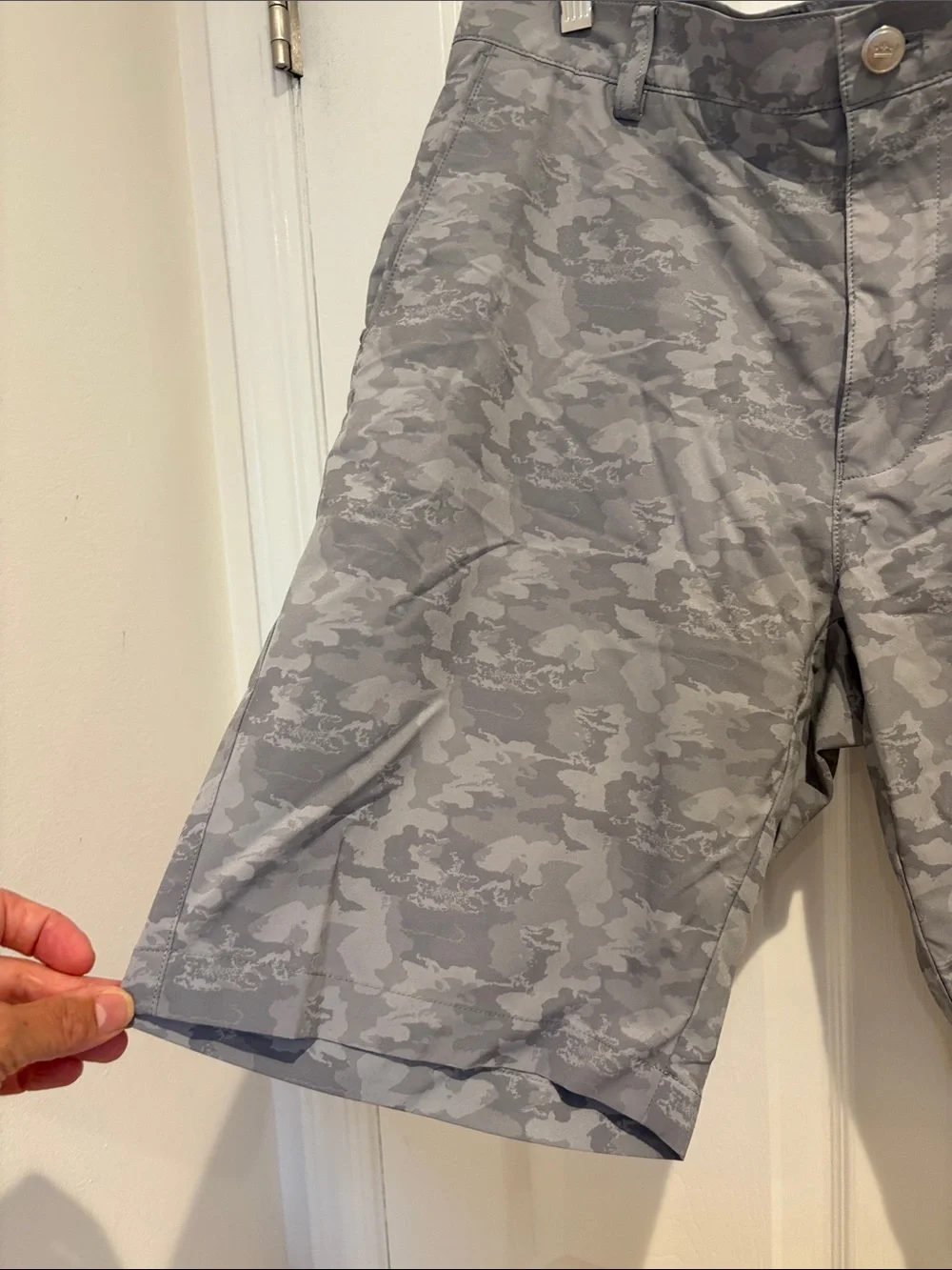Peter Millar Gray subtle Camo Flat-Front Performance Shorts